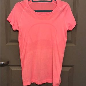 Neon Pick Swifty Tech Short Sleeve Crew